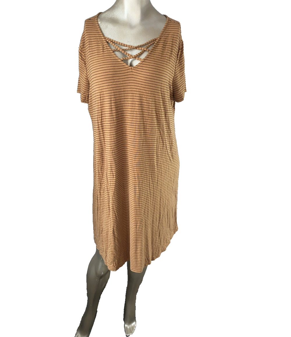 24/7 Maurices Large women's t-shirt dress Casual Beach Vacation Stretch